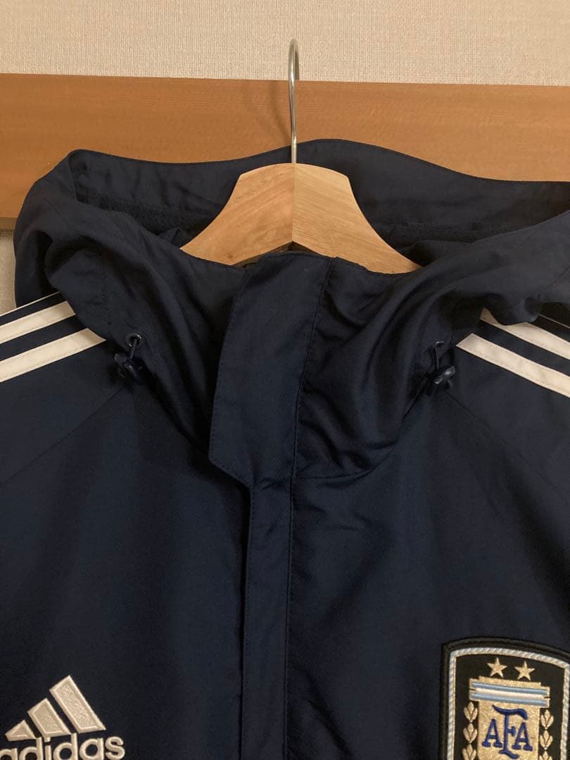 adidas アルゼンチン代表　Ｏサイズ ウィンドブレーカー ネイビー