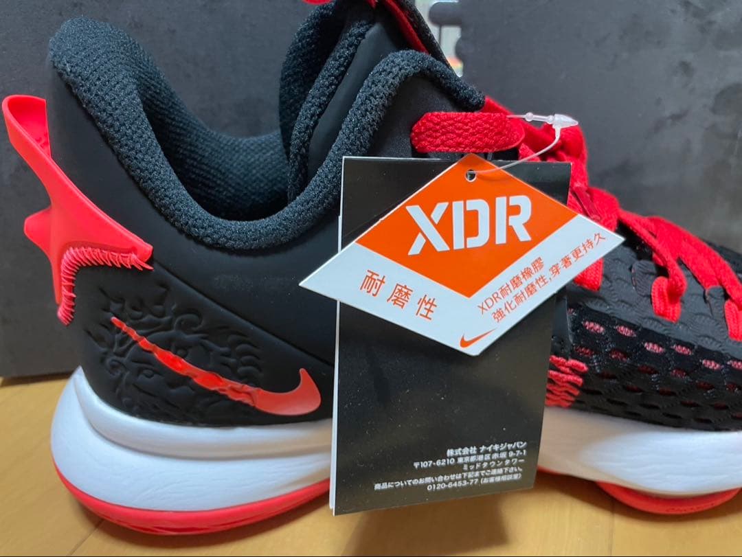 NIKE スニーカー