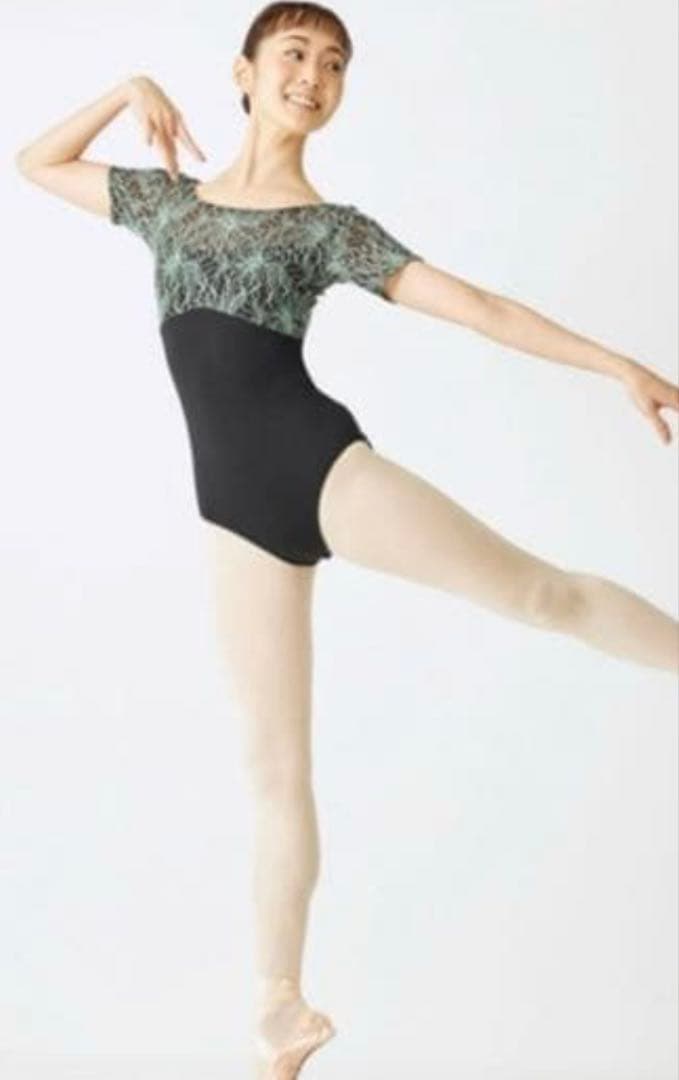 チャコット　袖付きレオタード　M