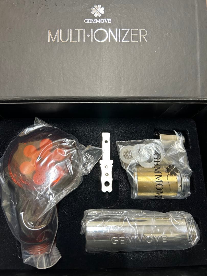 マルチイオナイザー　多機能シャワーヘッド