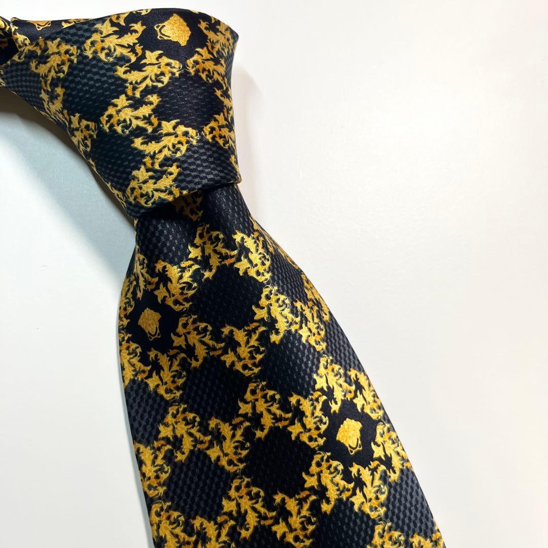 ✨美品✨VERSACE ヴェルサーチ　ネクタイ　バロック柄　メデューサ　ゴールド