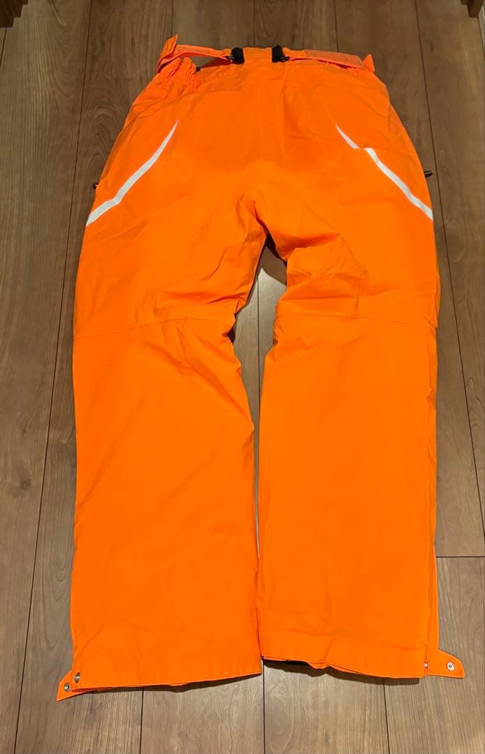 Goldwin上下セット　スキー　スノボー　ボード　ウエア Lサイズ