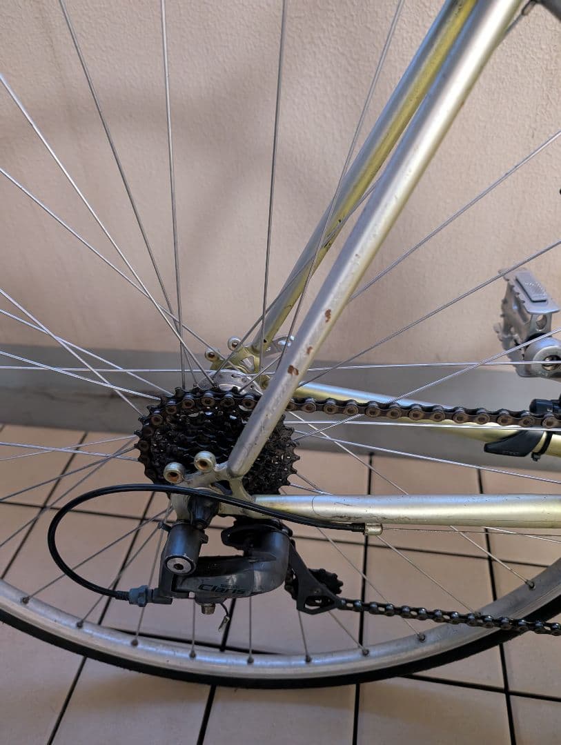 シマノ・アルテグラ搭載 FUJIロードバイクBalladＲ