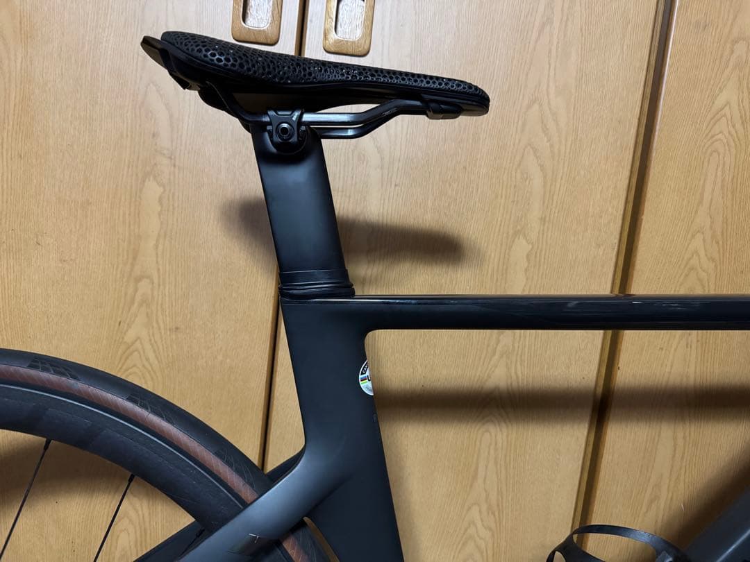 専用販売　CANYON AEROAD CFR Disc 9 RED ETap