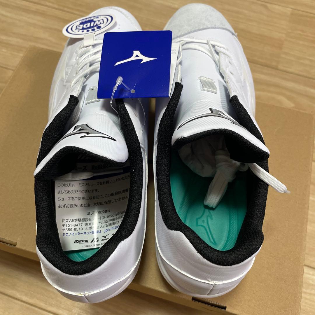 新品☆ミズノ 野球スパイク 28㎝