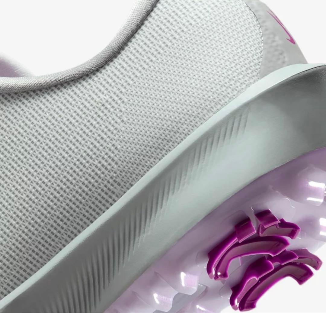 新品ナイキ エア ズーム インフィニティ ツアー 2 ワイド 27㎝