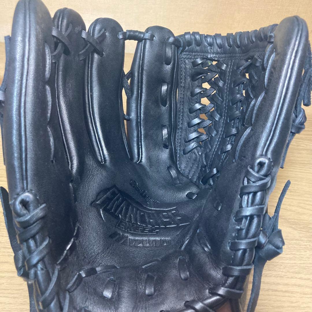 Mizuno SteerSoft 軟式グラブ サウスポー　ブラック ブルーロゴ