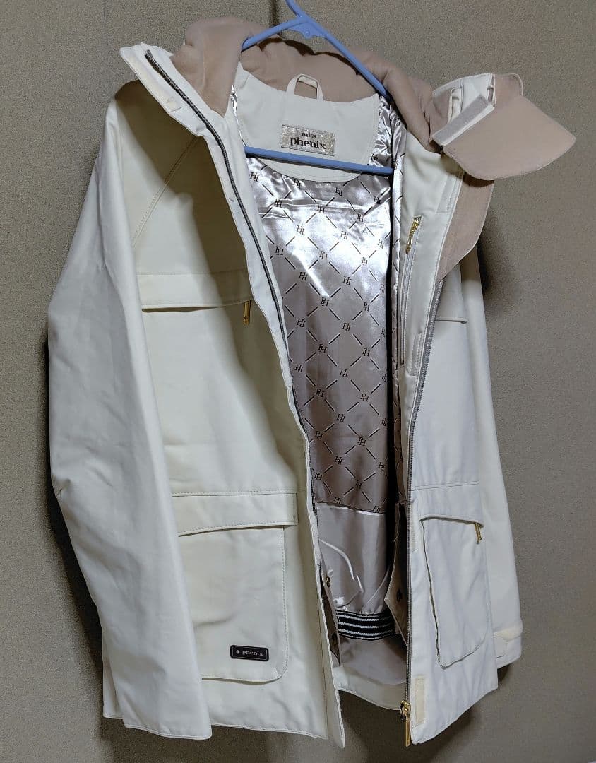 ★新品★Phenixスキーウェア レディースLサイズ オフホワイト系【送料無料】