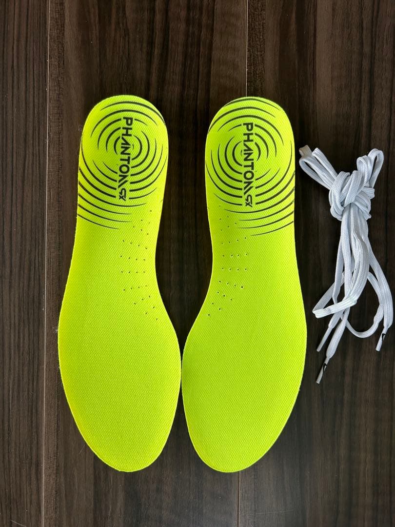 10分着用の美品　値下げ不可NIKE ファントムGX2 26.0