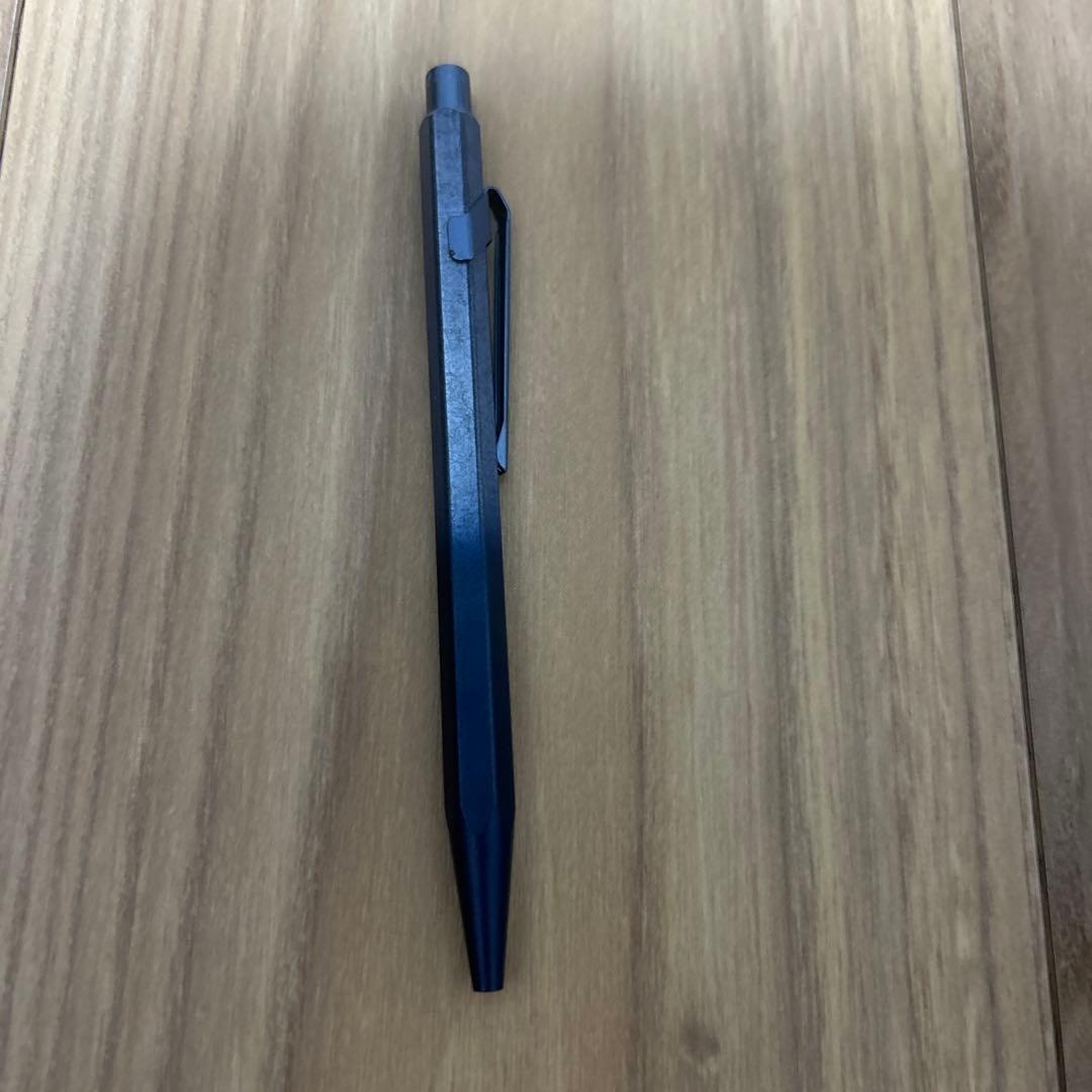 カランダッシュ849 2024年　クリスマスエディション　コスミックブルー