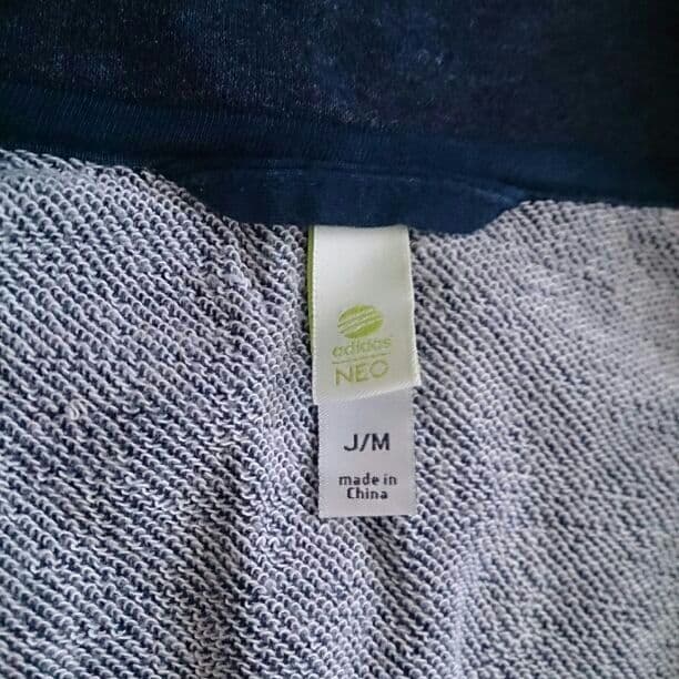 アディダスのスエットセットです