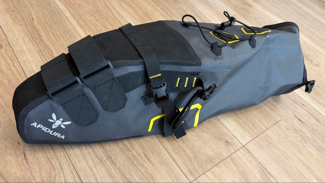APIDURA サドルバッグ 14L ドライシリーズ