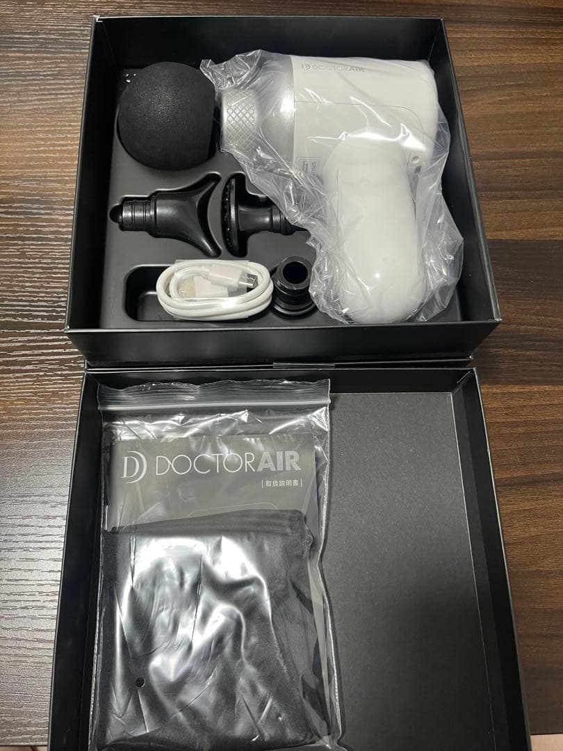 ドクターエア リカバリーガン　RG-01 WHITE