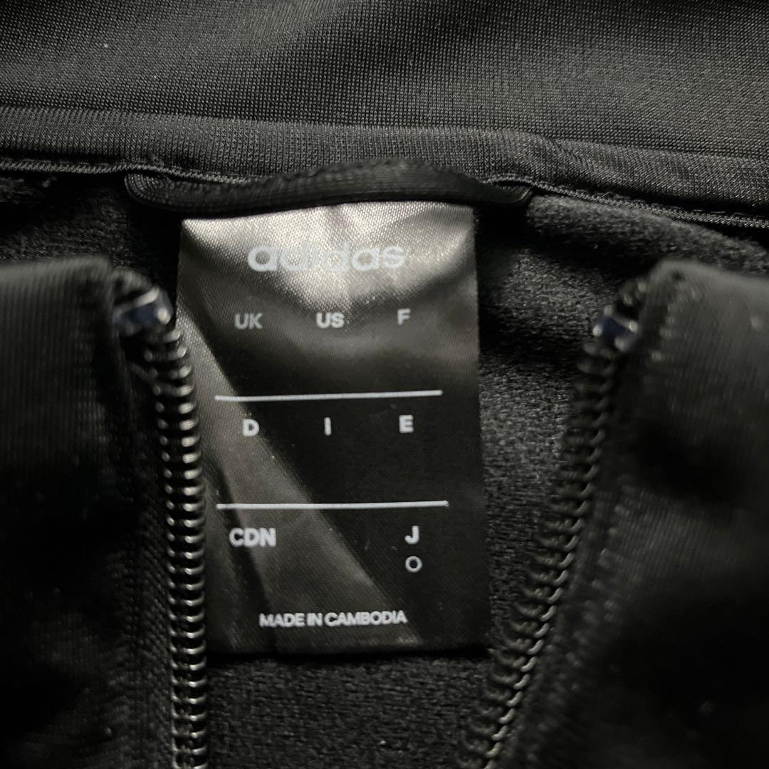 adidas アディダス　セットアップ　　上下　　ジャージ