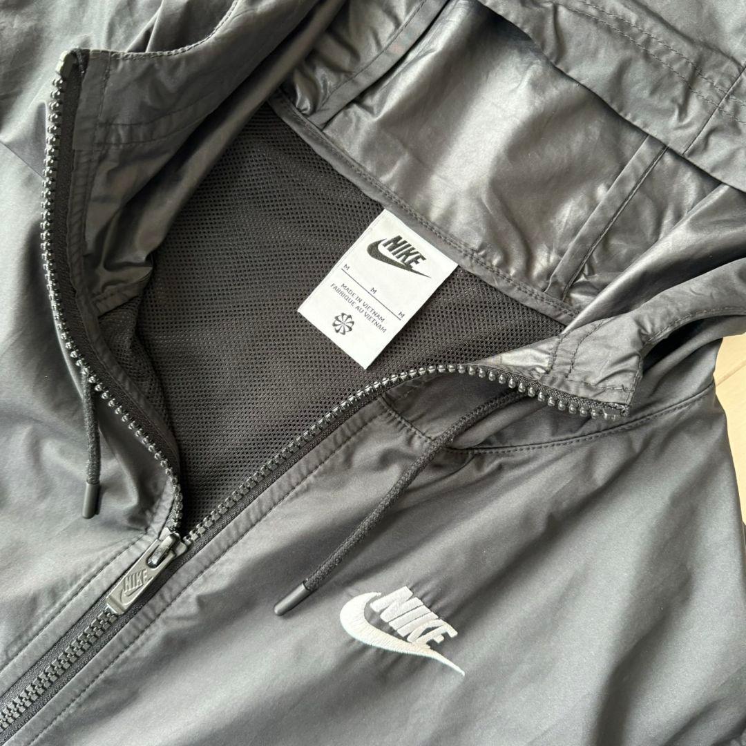 ナイキ　ブルゾン　ジャケット