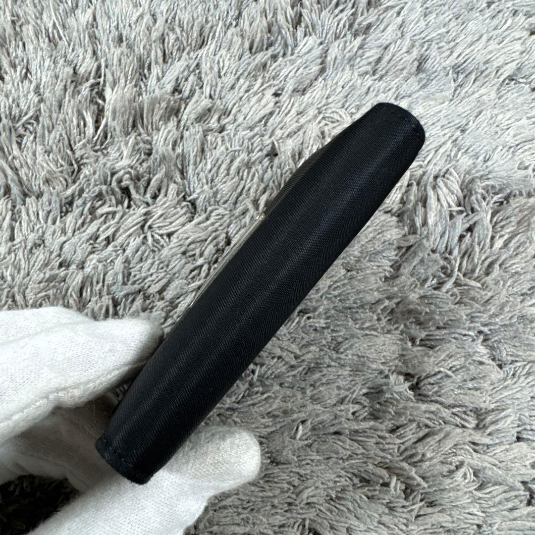 PRADA プラダ 三角プレートロゴ ナイロン サフィアーノレザー キーケース