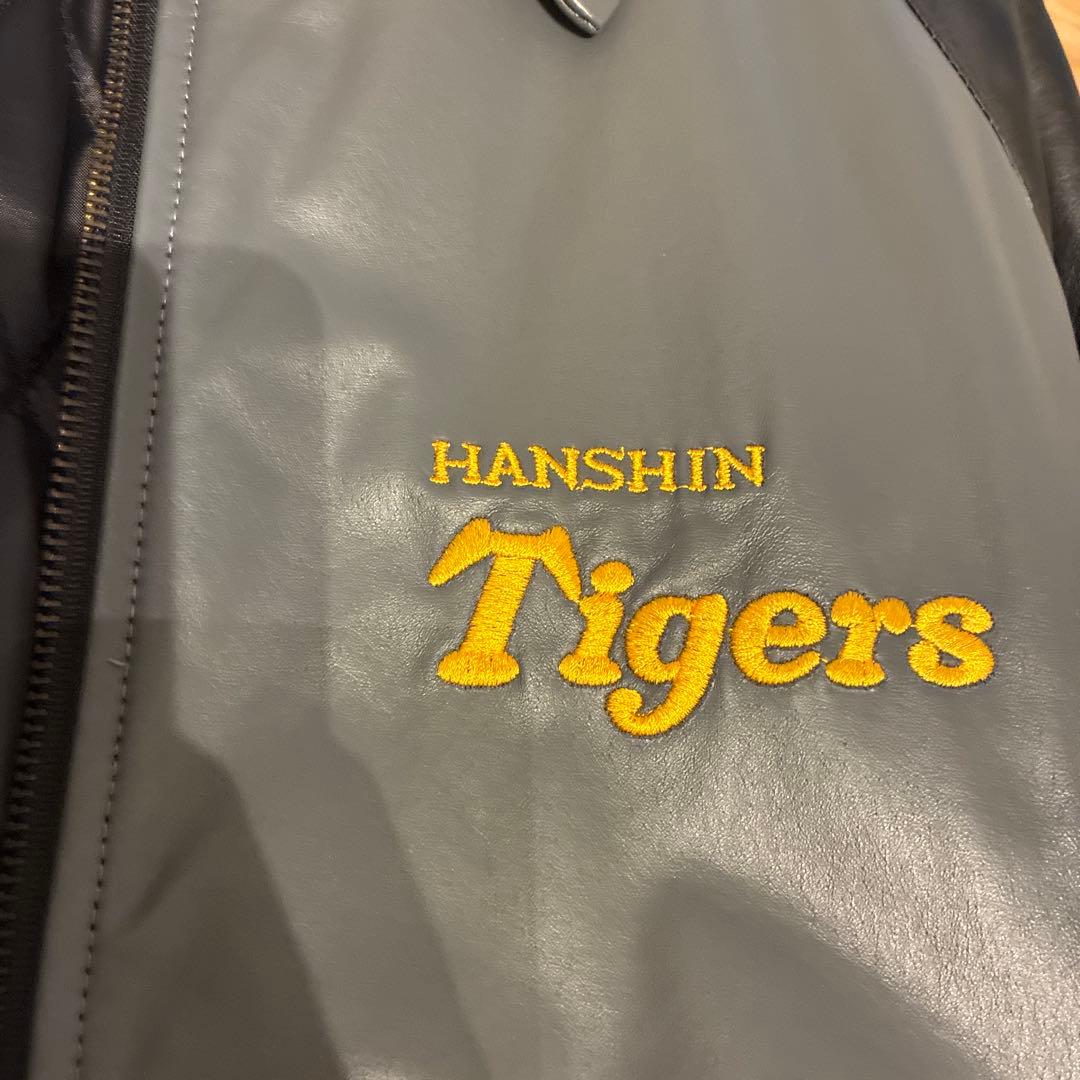 阪神タイガース　革ジャン　新品　希少