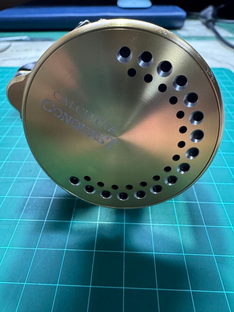 【メンテナンス済】シマノ(SHIMANO) 18 カルカッタコンクエスト300