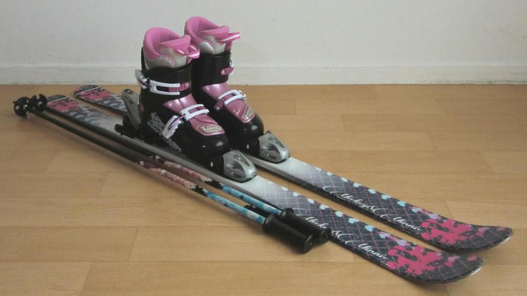 ■最終特価■送料無料■Hart■ジュニアスキーセット■板128靴23■WAX済■