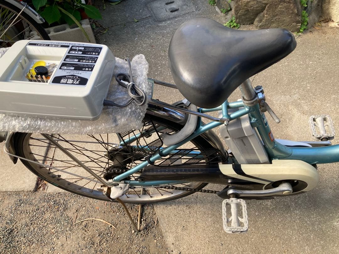堺市（鳳駅位）に引き取り可能な方　充電器未使用Assistista 電動自転車