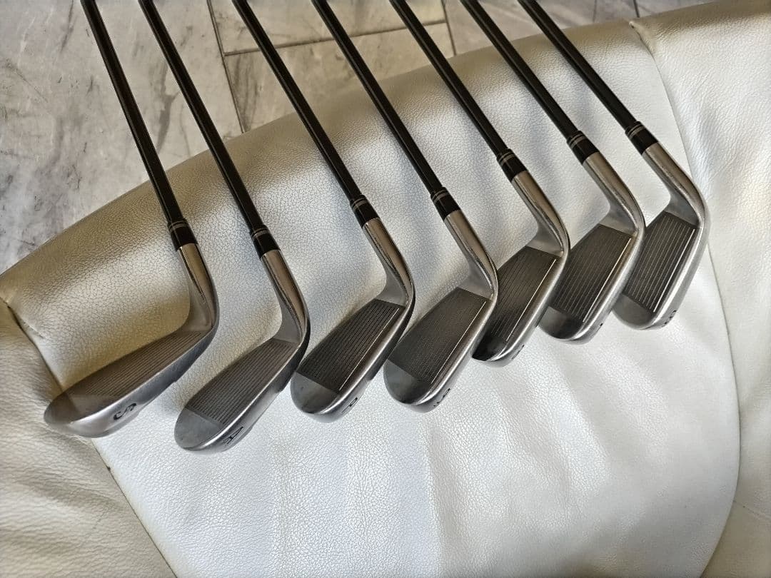 RYOMAアイアンセット　(6,7,8,9,PW,AW,SW)