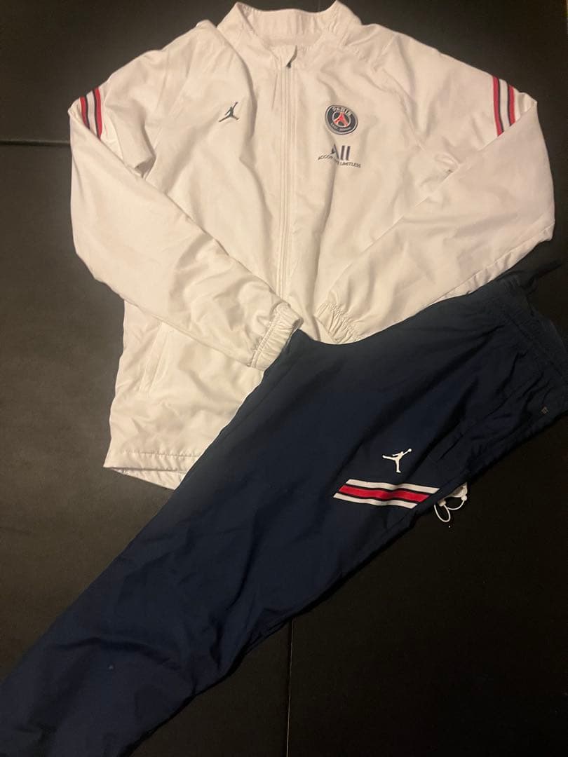 完売品‼️パリサンジェルマン21/22 ストライク　トラックスーツ 上下セット⚽️