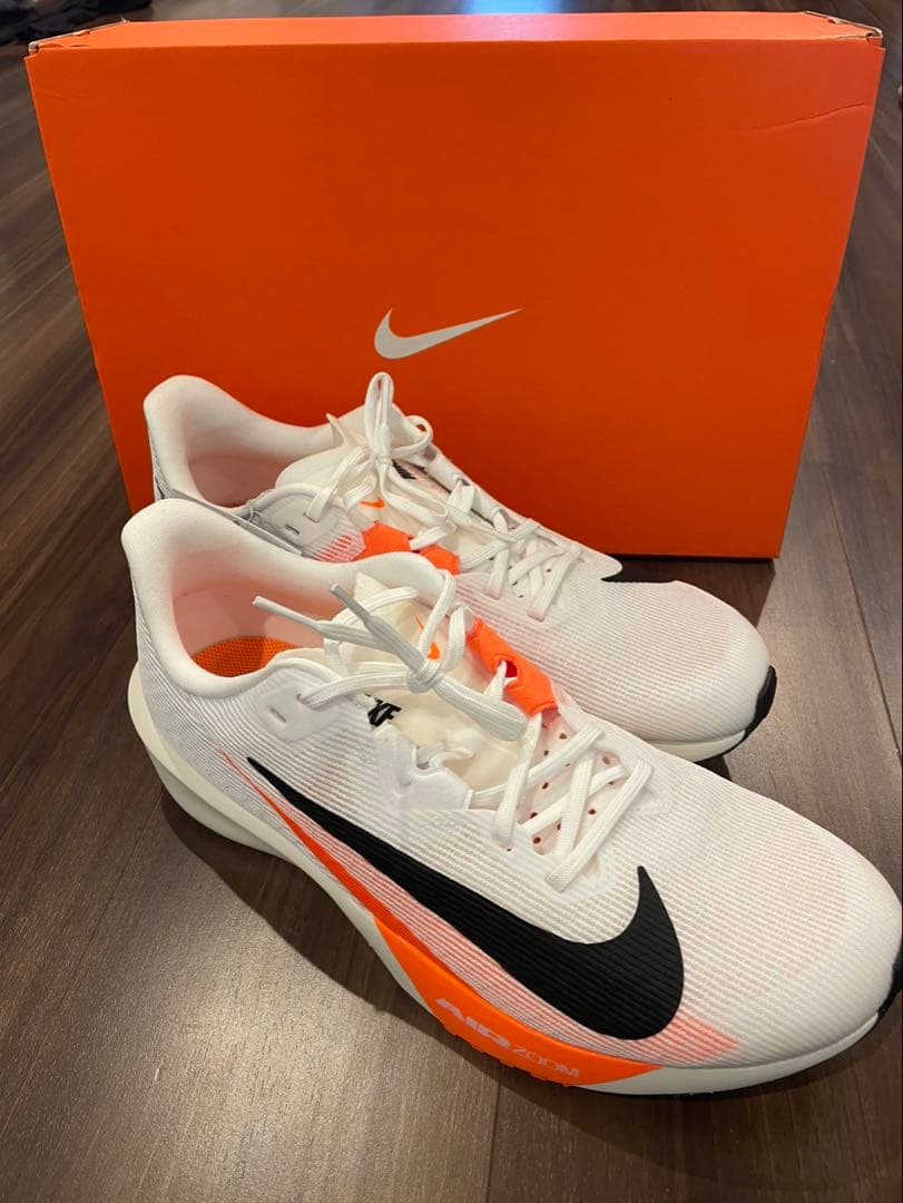 Nikeランニングシューズ　AIR ZOOM ライバルフライ4 28㎝