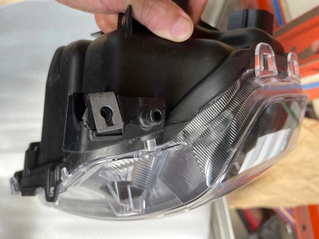 【値下げ不可】LA910S タフト 右ヘッド ステ折れあり