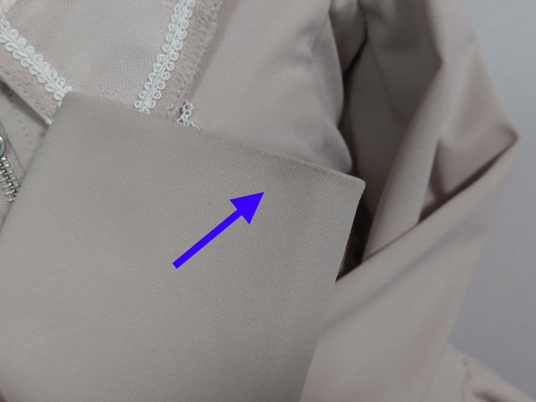 ozz croce　フィッシュテールジャケット　ベージュ 0zzon