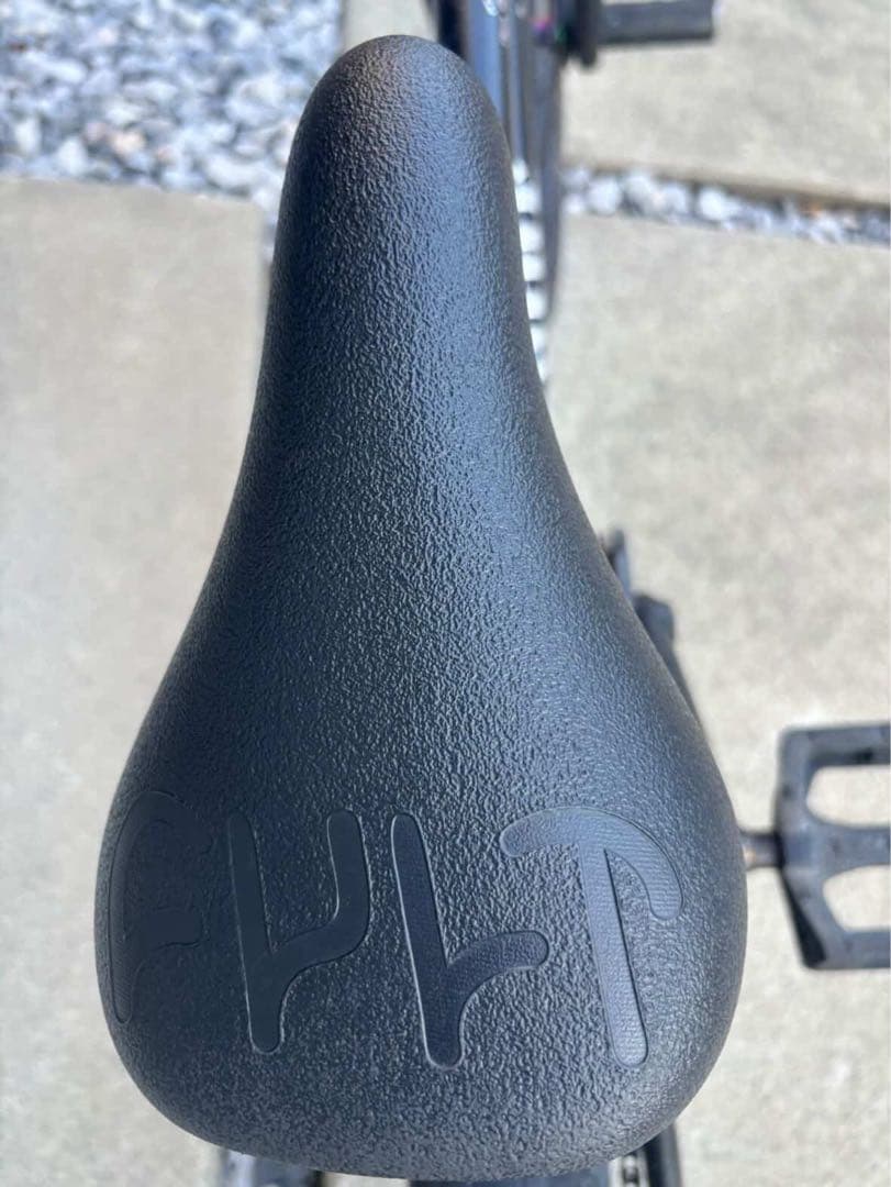 自転車本体 CULT BMX