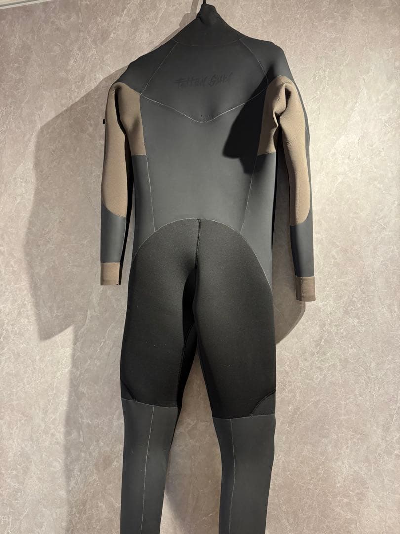 ウエットスーツ　FELLOW セミドライ　未使用