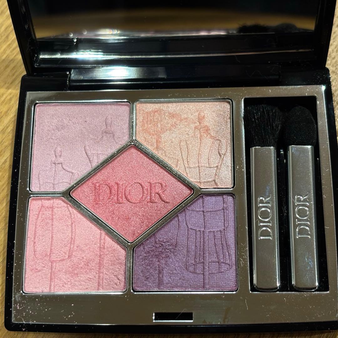 伊勢丹限定 Dior サンククルール 943 アトリエモーヴ