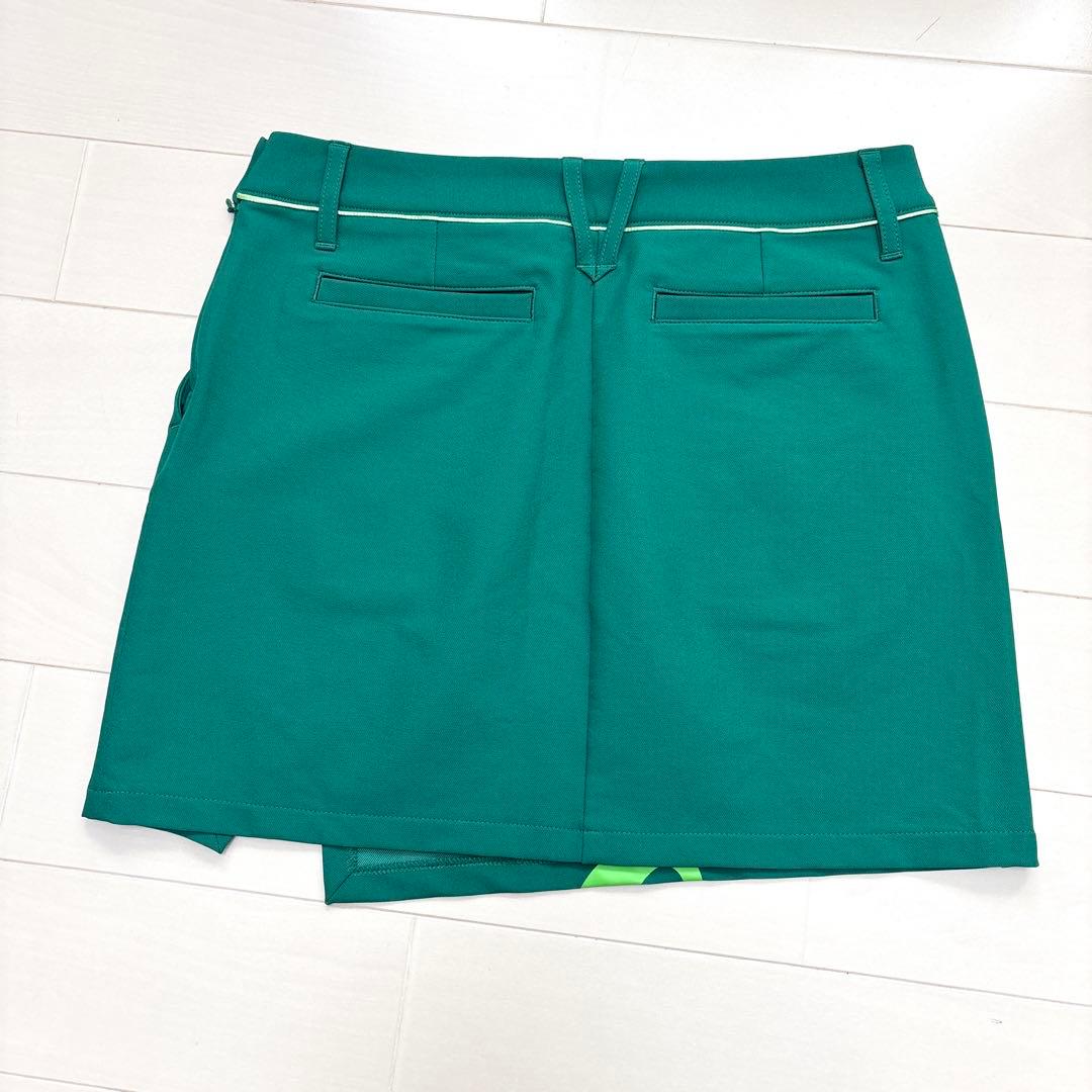 【新品未使用】デサントゴルフ　ストレッチスカート　グリーン　Mサイズ