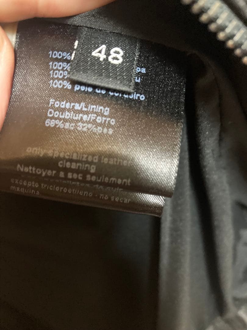 ARMANICOLLEZIONI（ ブラック レザージャケット