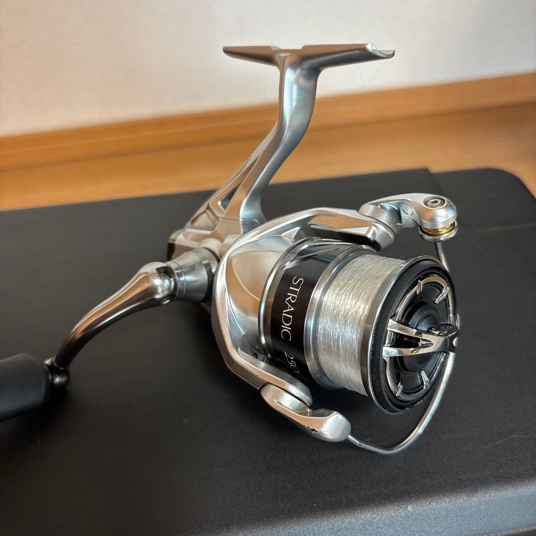 シマノ ストラディック 2500S リール