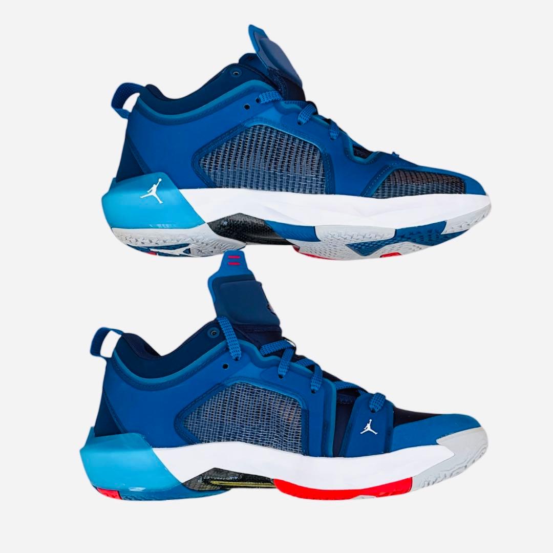 ナイキ　ジョーダン 37 LOW 26cm DV9908-401