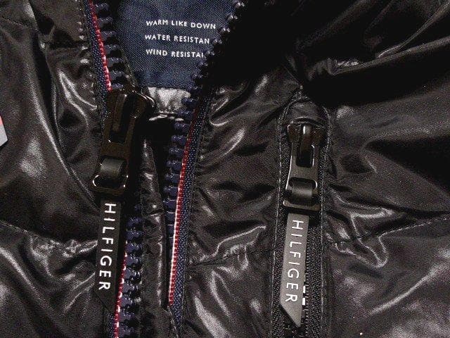 【大きい】XL日本サイズ位新品トミーヒルフィガーUSA限定ダウンジャケット同機能