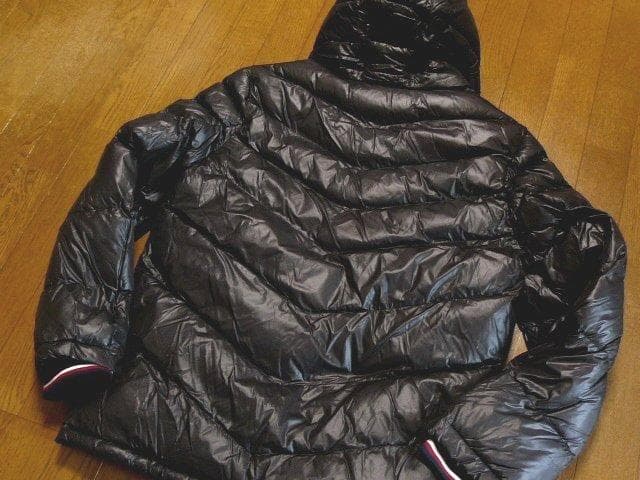 【大きい】XL日本サイズ位新品トミーヒルフィガーUSA限定ダウンジャケット同機能