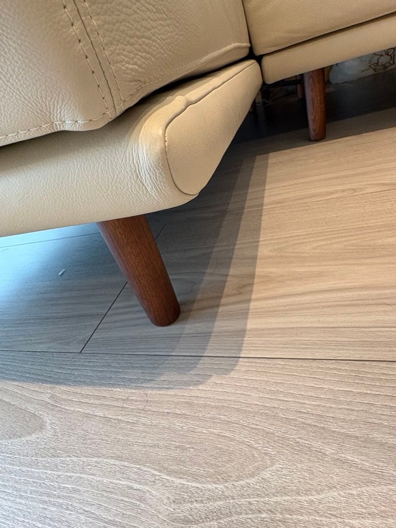 ソファ全中材リペア済❗️ アクタスfive by five TYND本革カウチ