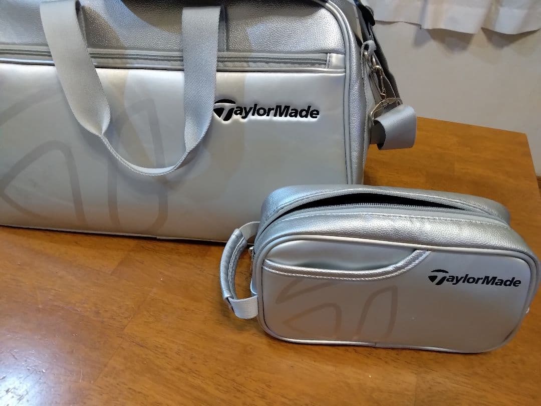TaylorMade テーラーメイド シルバーゴルフバッグ カートポーチセット！