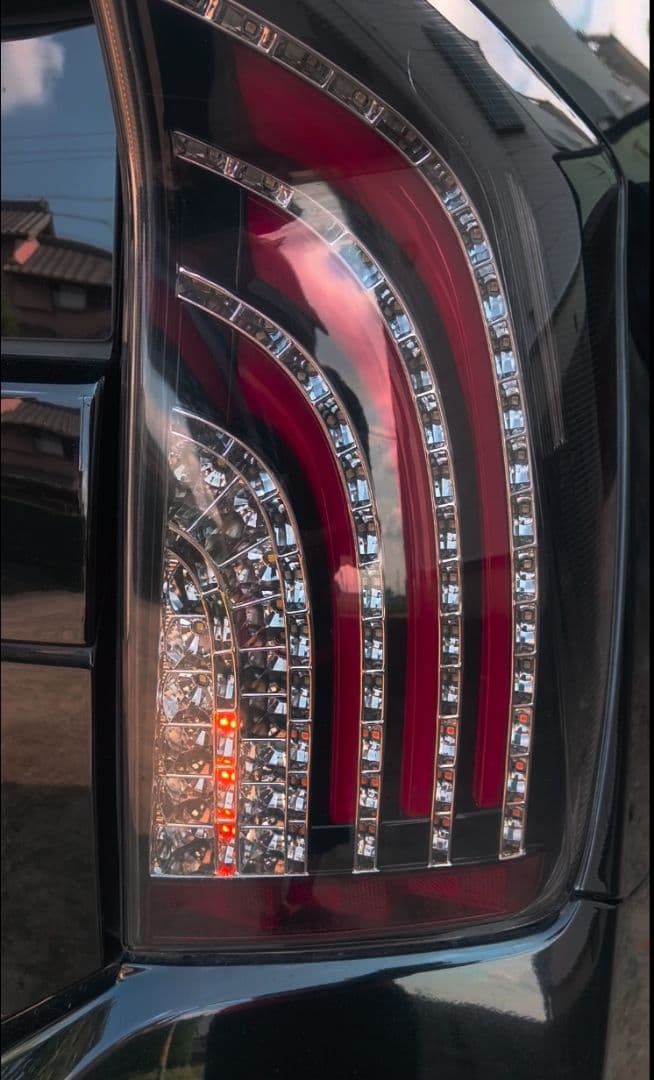 30プリウス クールセイバーテールランプ