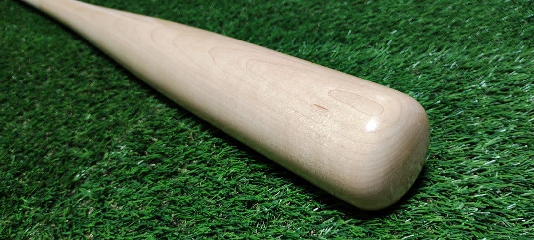 ミズノプロ　阿部慎之助　木製バット　②