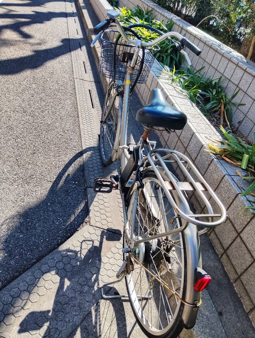 電動アシスト自転車 シティタイプ 26インチカゴ付　 バッテリー5.8ma正常