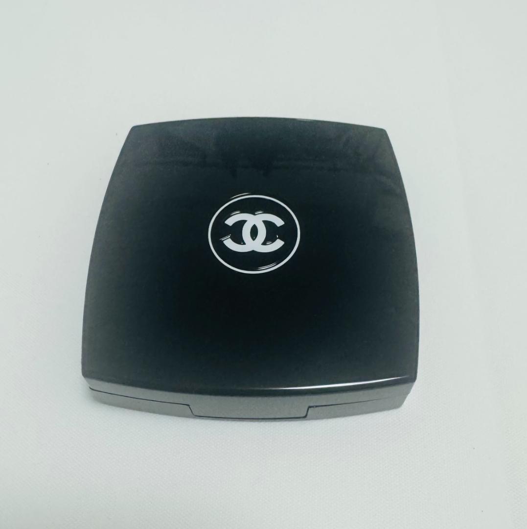 【未使用】CHANELアイシャドウ　レキャトルオンブル387 ユートピア 春限定