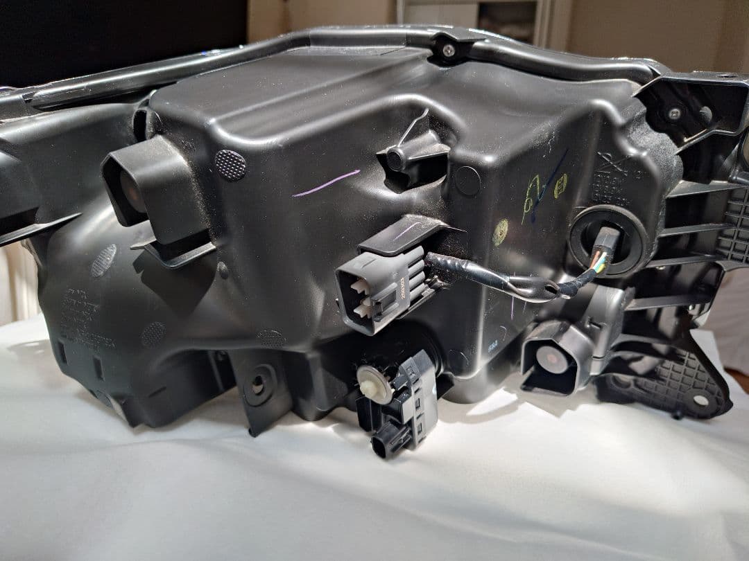 スズキ　スペーシアカスタムLEDヘッドライト　左　MK94S