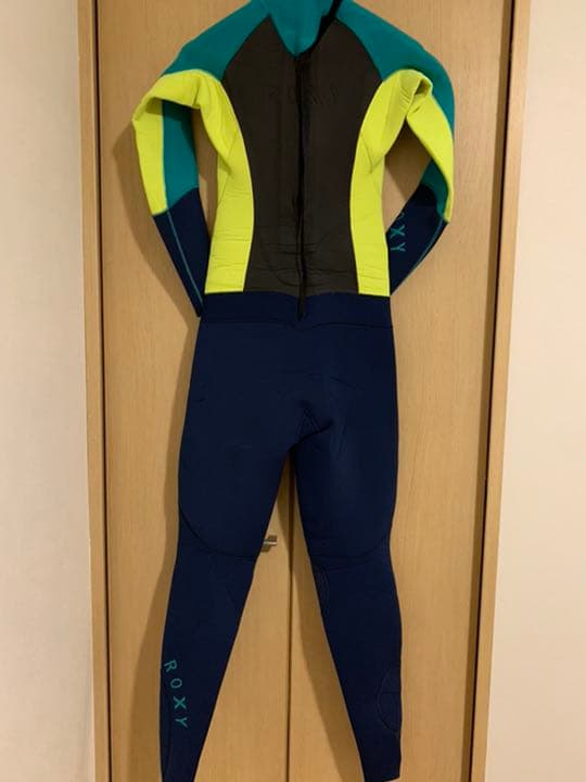 ROXY ウェットスーツ