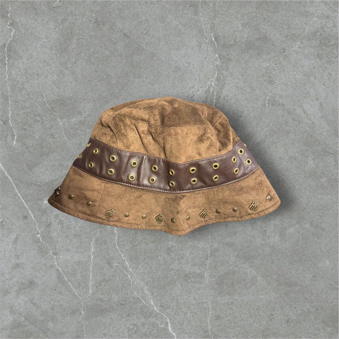 rocawear バケットハット　スウェード調　スタッズ