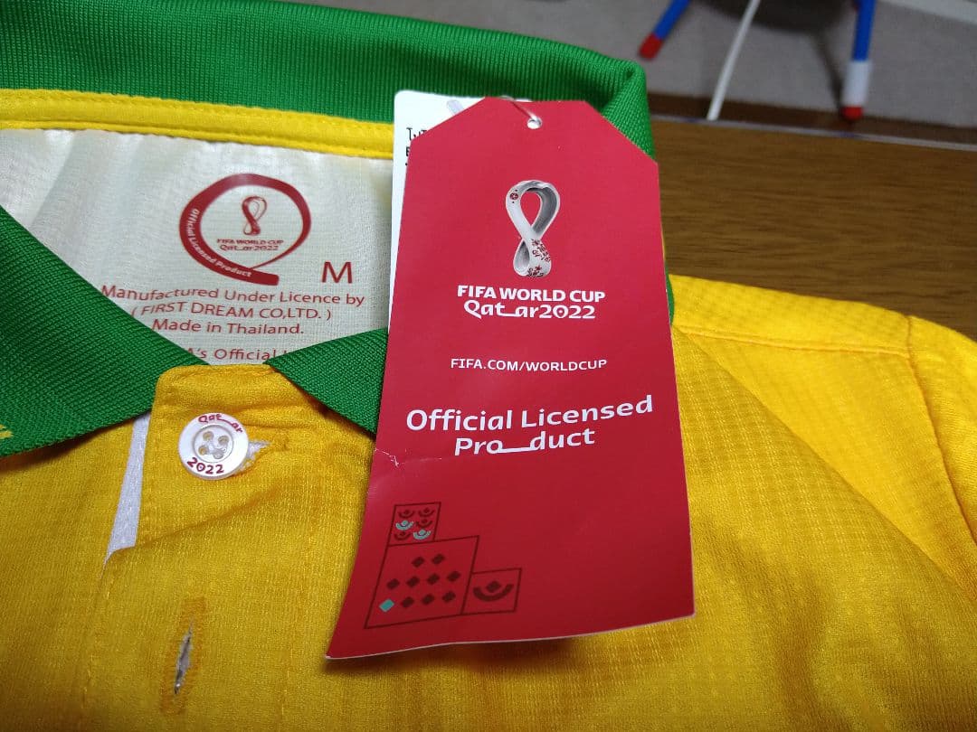 【新品】2022年 サッカー FIFAワールドカップ ブラジル代表ポロシャツM