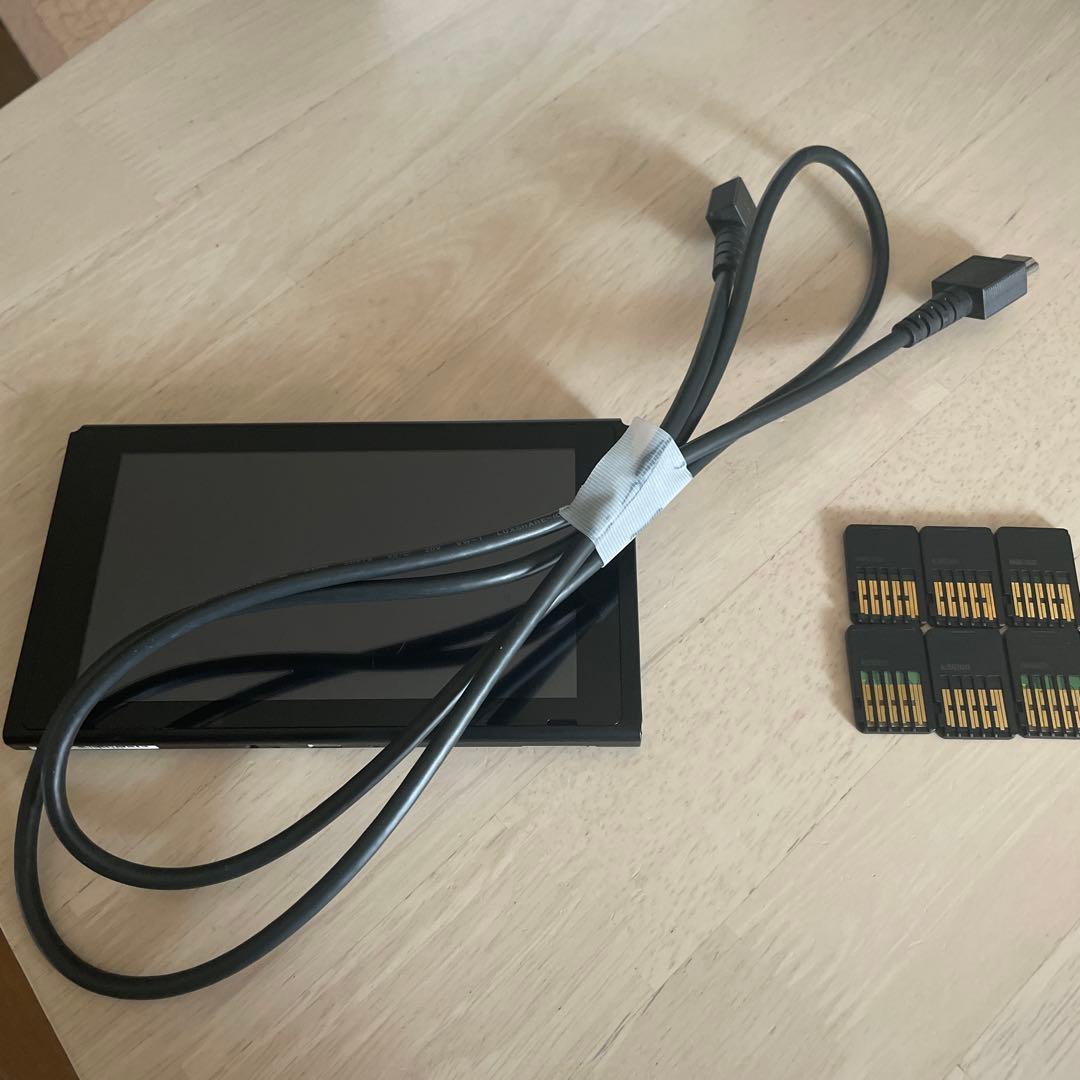 Nintendo Switch 本体 + ゲームカード6枚