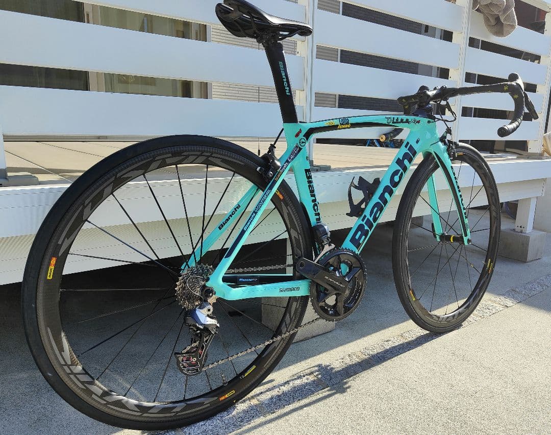 ロードバイクBIANCHI OLTRE XR4 ビアンキ 良品☆